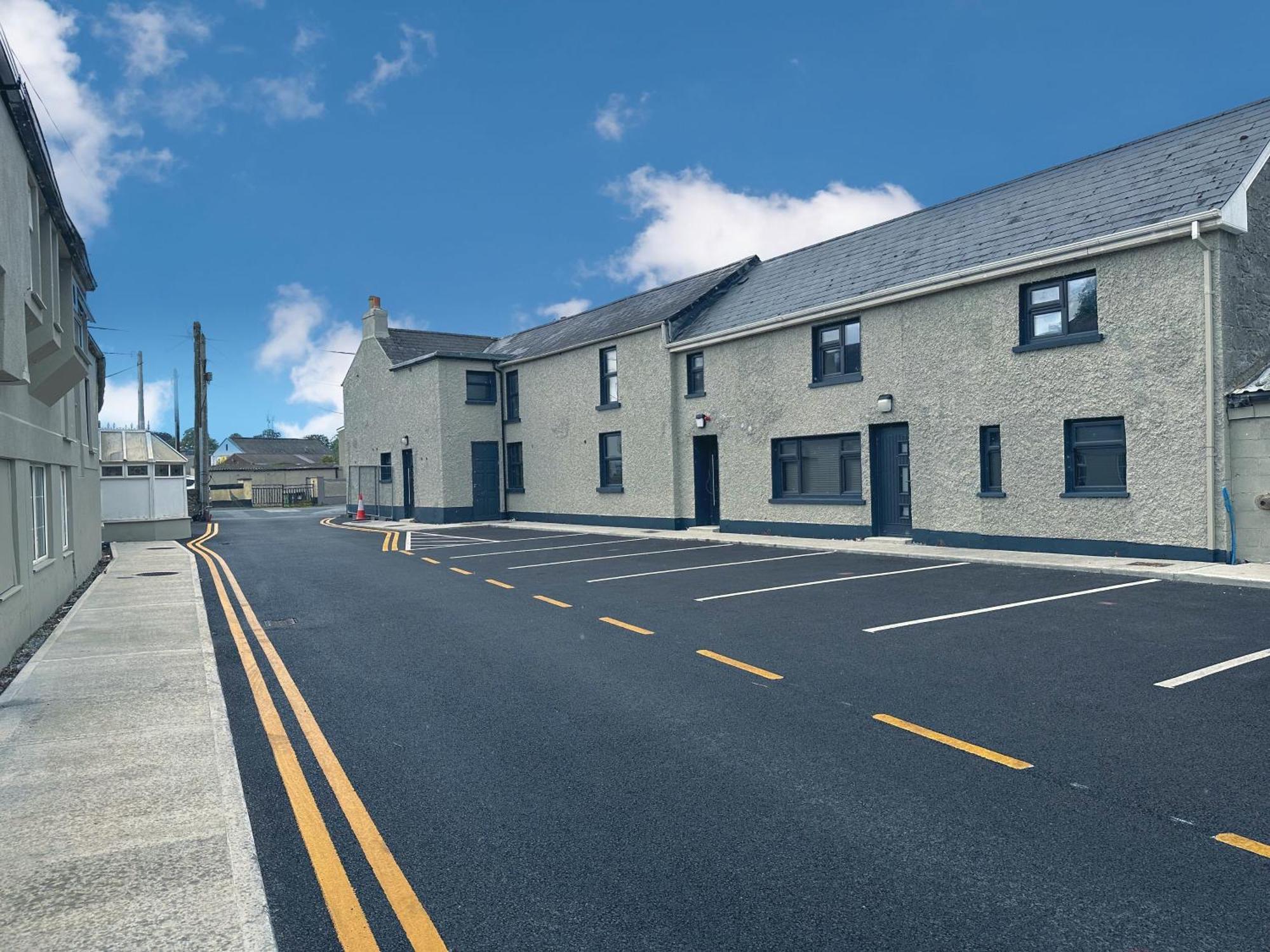 Adams Complex Lägenhet Tullamore Exteriör bild